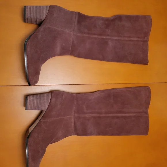 NWOT/B: Cole Haan Nike Air Suede Boots, Size 10.5, Never Worn, OBO - Picture 4 of 6